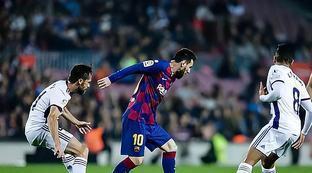 张玉宁在年 张玉宁在年